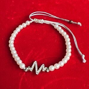 Heart Beat Pearl Bracelet with Silver Accents